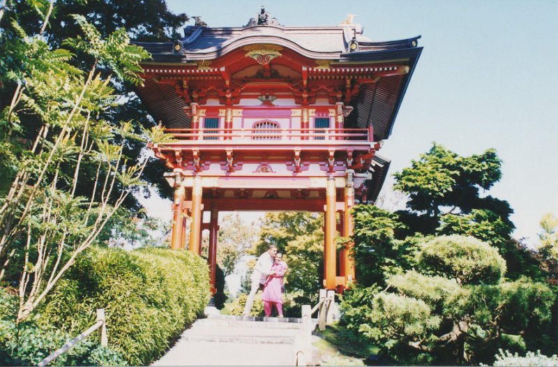 027-Papa and Uma in Japanese Tea Garden.jpg